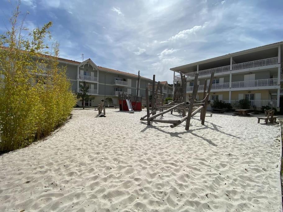 לה-טסט-דה-בוש Maison Typee Arcachonnaise Avec Piscine Commune מראה חיצוני תמונה